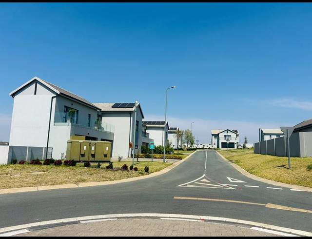 3 BEDROOM HOUSE FOR SALE IN KNOPPIESLAAGTE